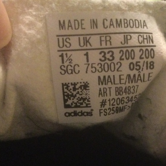 ⚽️ ADIDAS - **INDOOR** - BLACK & GREEN - SOCCER CLEATS ⚽️ - Picture 6 of 6